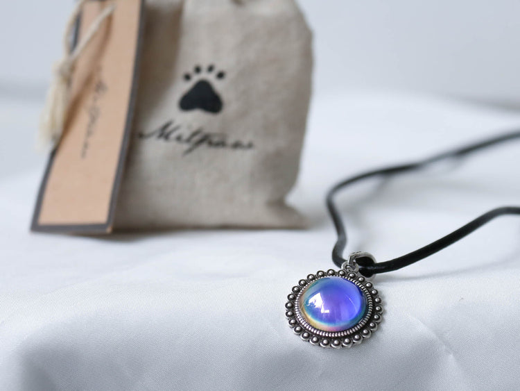 Colour Changing Necklaces