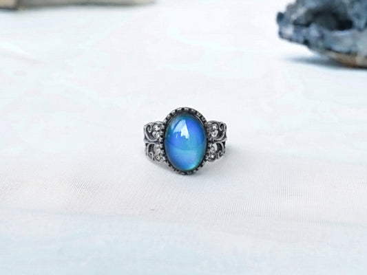 Antique Silver Plating Floral Oval Stone Mood Ring
