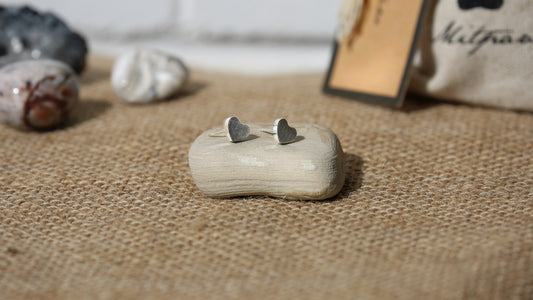 Pair of Stainless Steel Heart Earrings + Canvas Gift Bag - Mitpaw