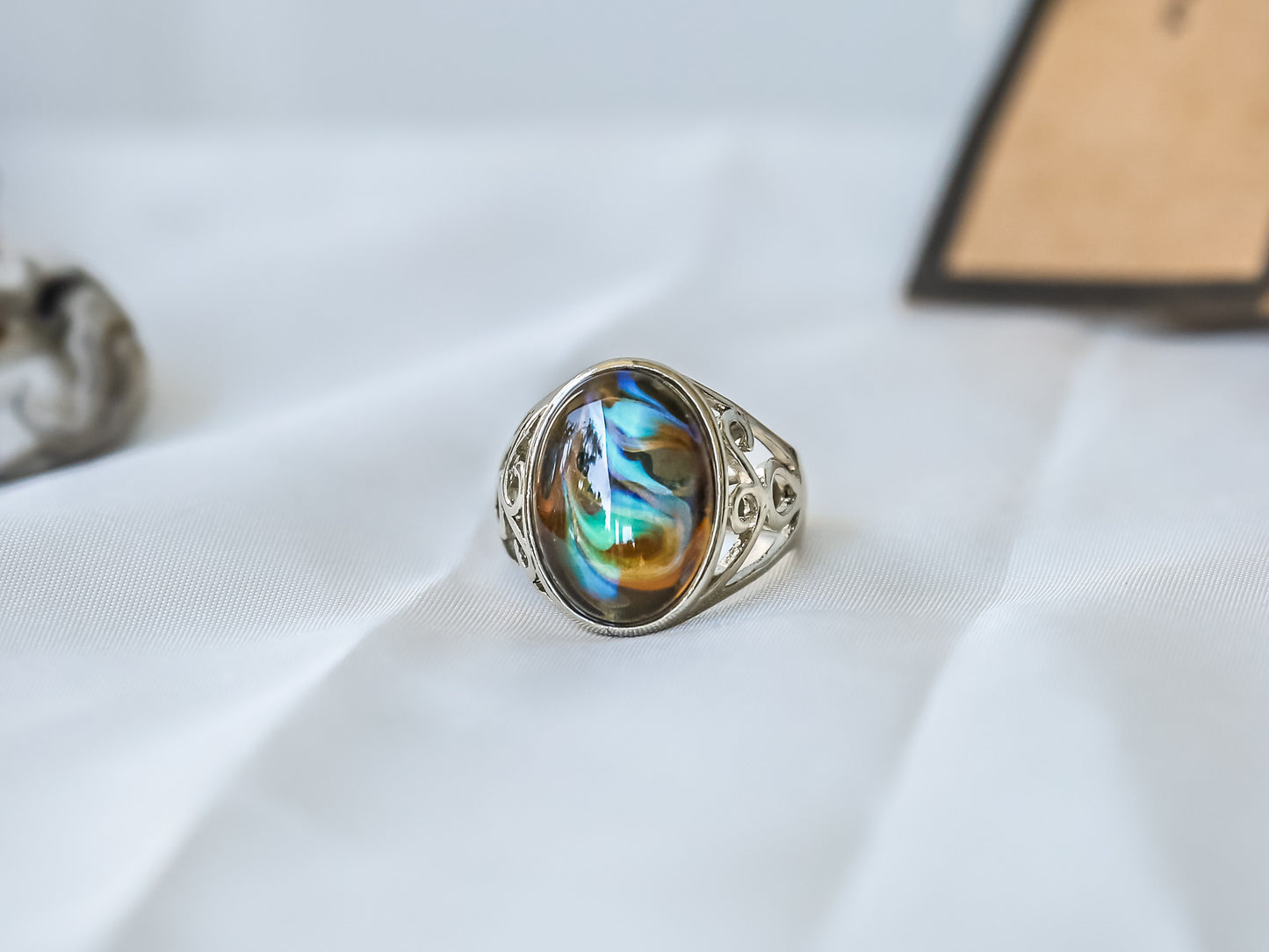 Limited Edition Opalescent Oval Stone Mood Ring.