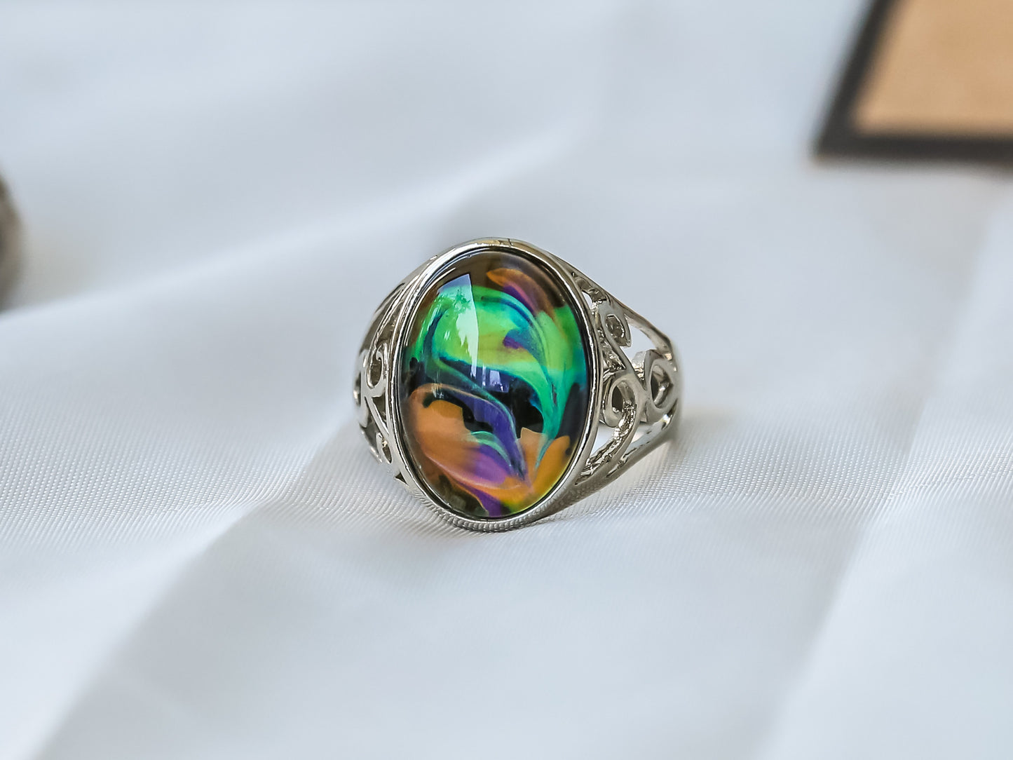 Limited Edition Opalescent Oval Stone Mood Ring.