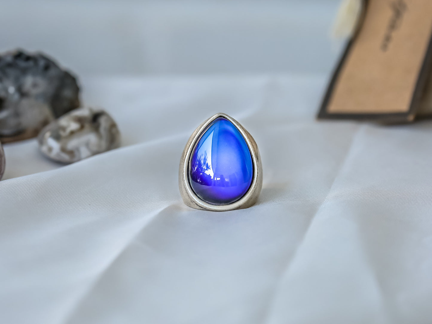 Bohemian Eye Drop Shaped Mood Ring - Mitpaw