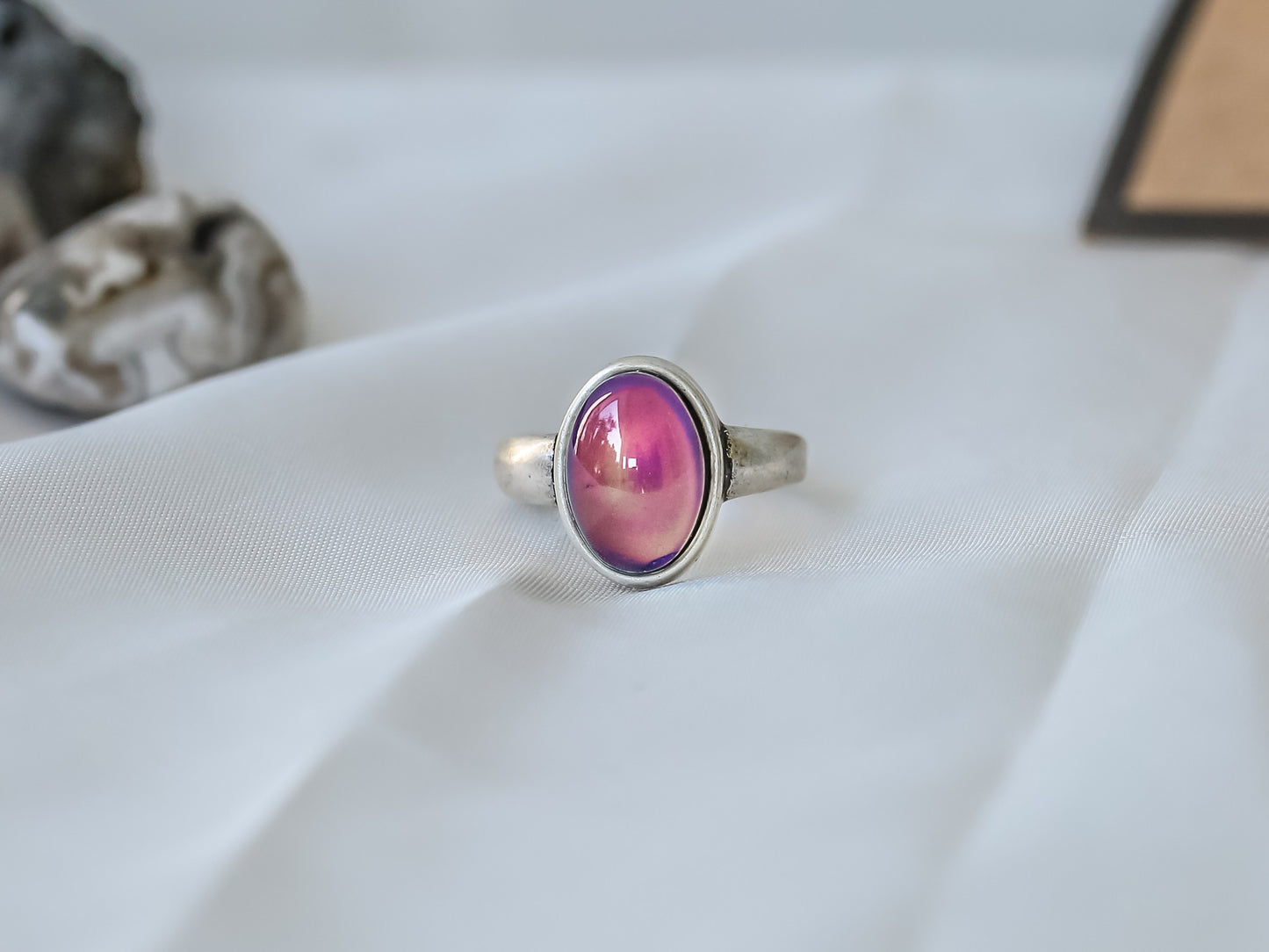 Bohemian Oval Shaped Mood Ring - Mitpaw