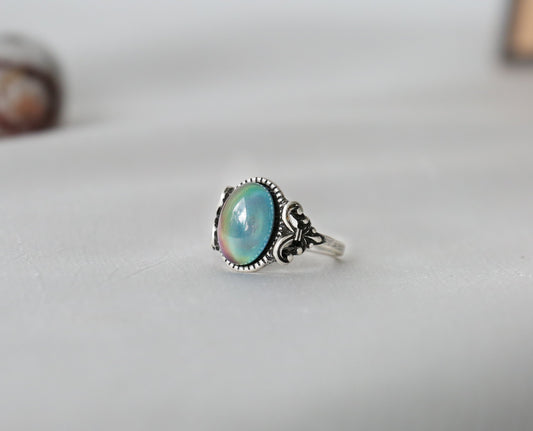 Bohemian Oval Floral Thin Band Mood Ring - Mitpaw