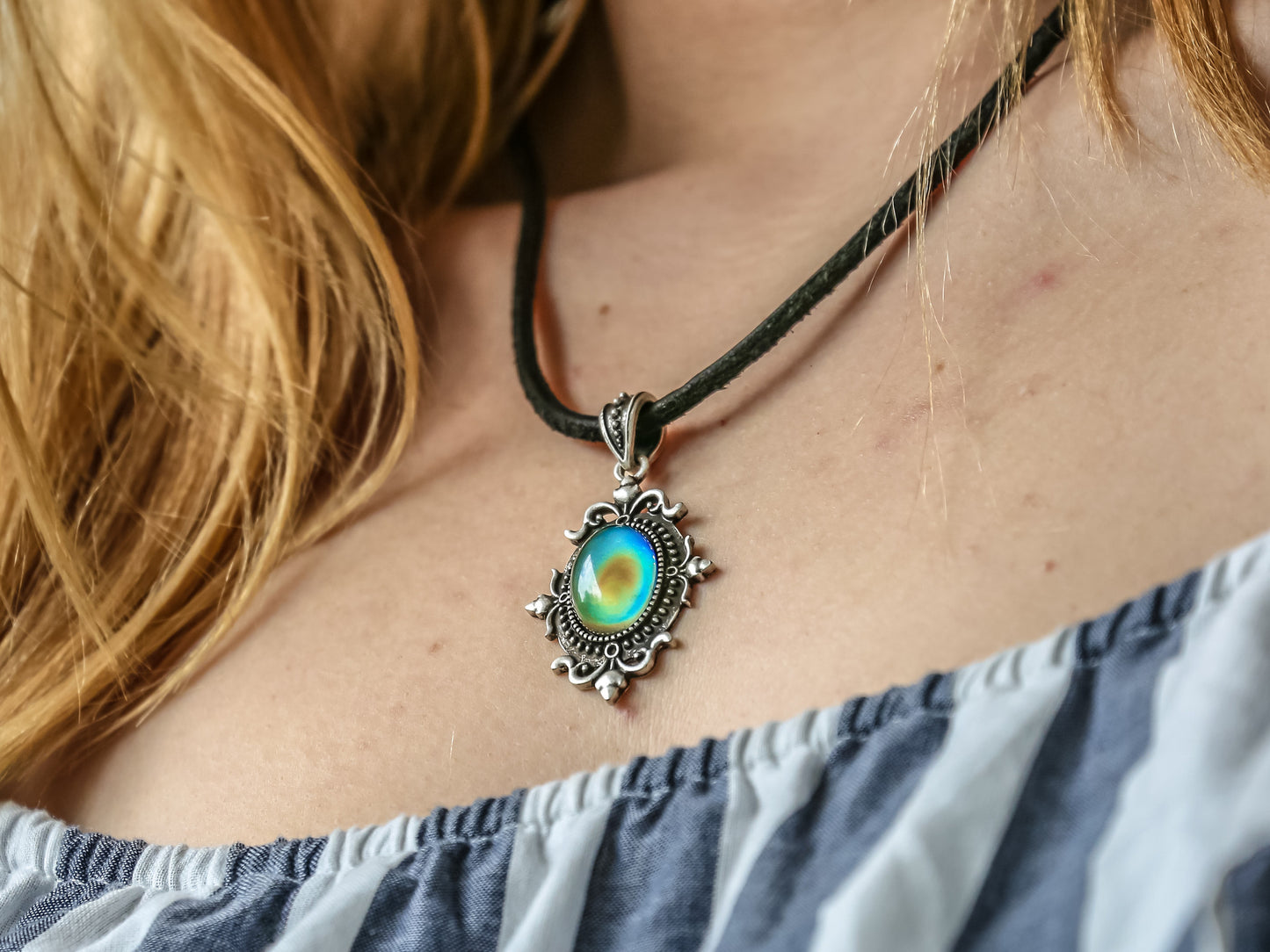 Bohemian Silver Sun Shaped Mood Pendant Necklace - Mitpaw