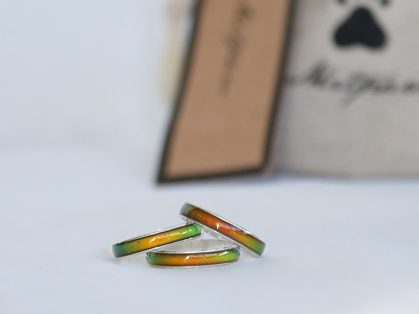Amazingly Thin Colour Changing Mood Ring.