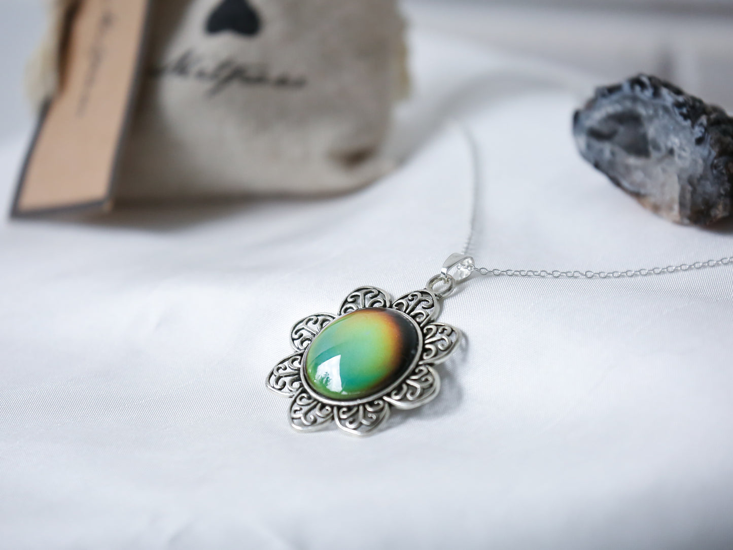 Vintage Sunflower Colour Changing Necklace with 925 Silver Chain - Mitpaw