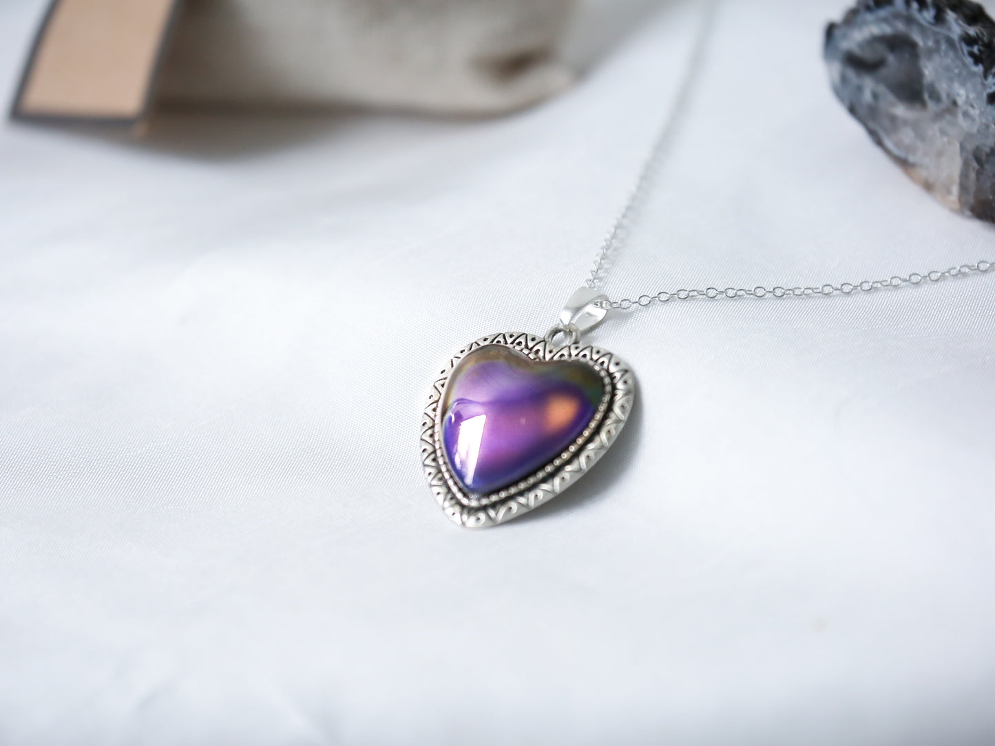 Vintage Heart Colour Changing Necklace with 925 Silver Chain - Mitpaw