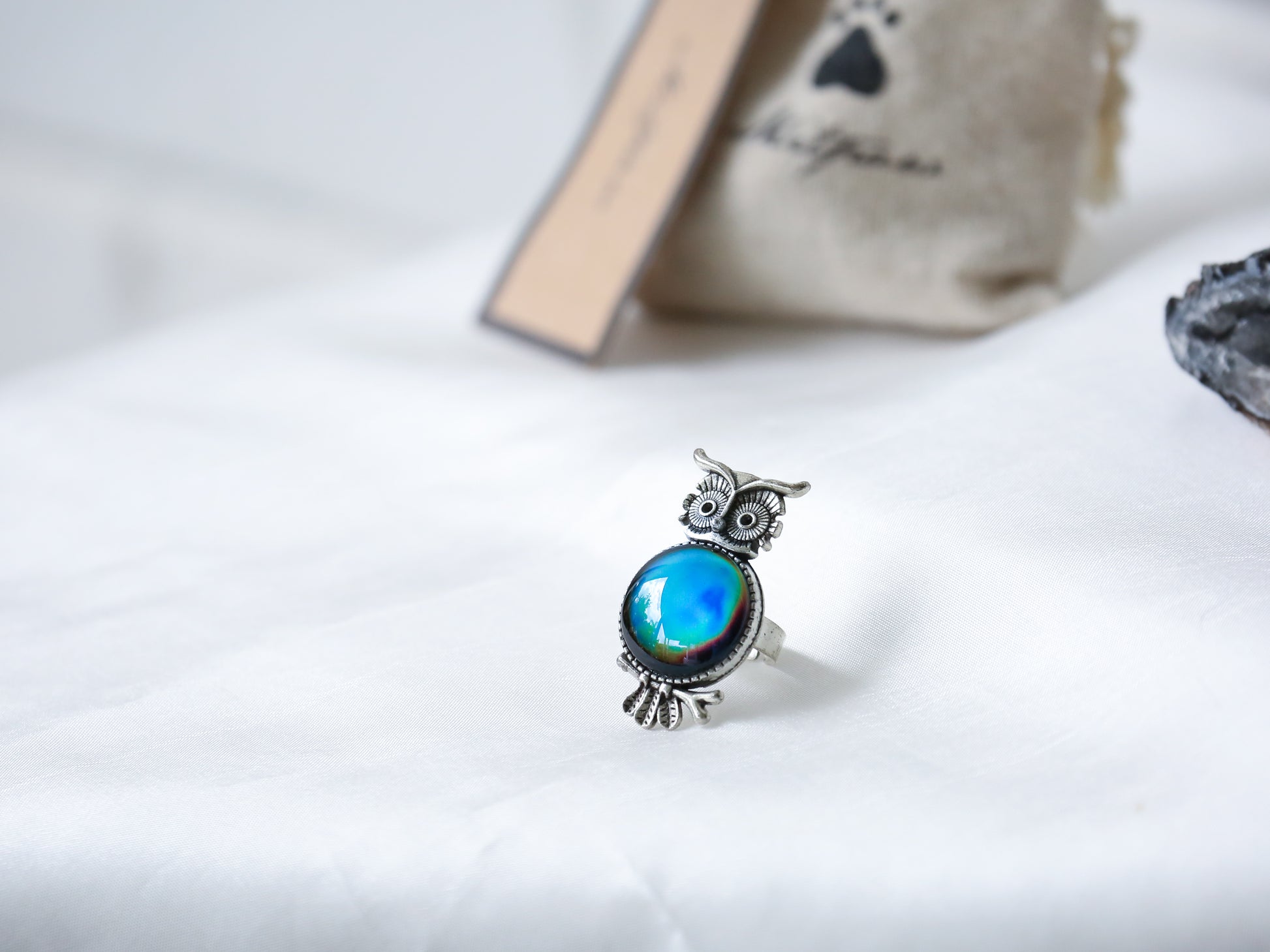 Owl Mood Ring with Iconic Features - Mitpaw