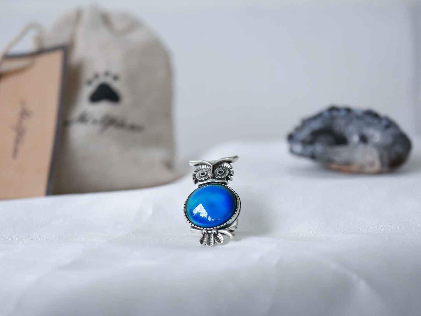 Owl Mood Ring with Iconic Features - Mitpaw