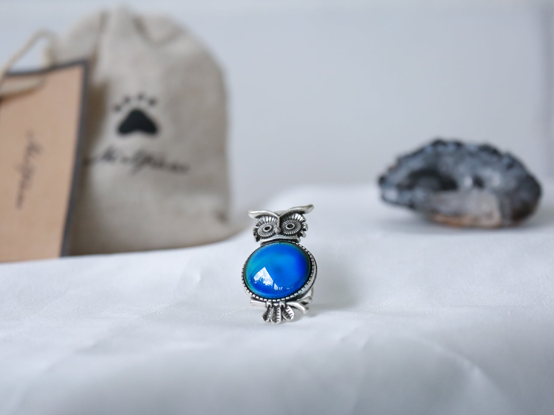 Owl Mood Ring with Iconic Features - Mitpaw
