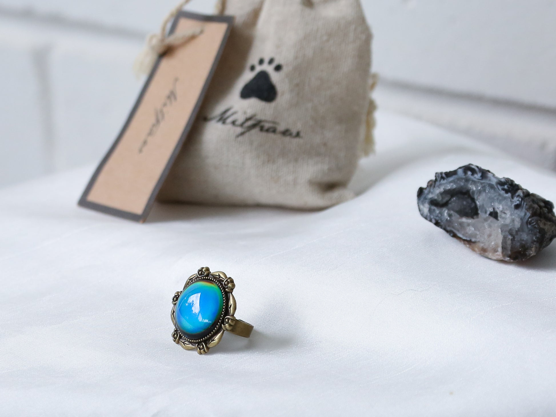 Rose Mood Ring with Iconic Features - Mitpaw