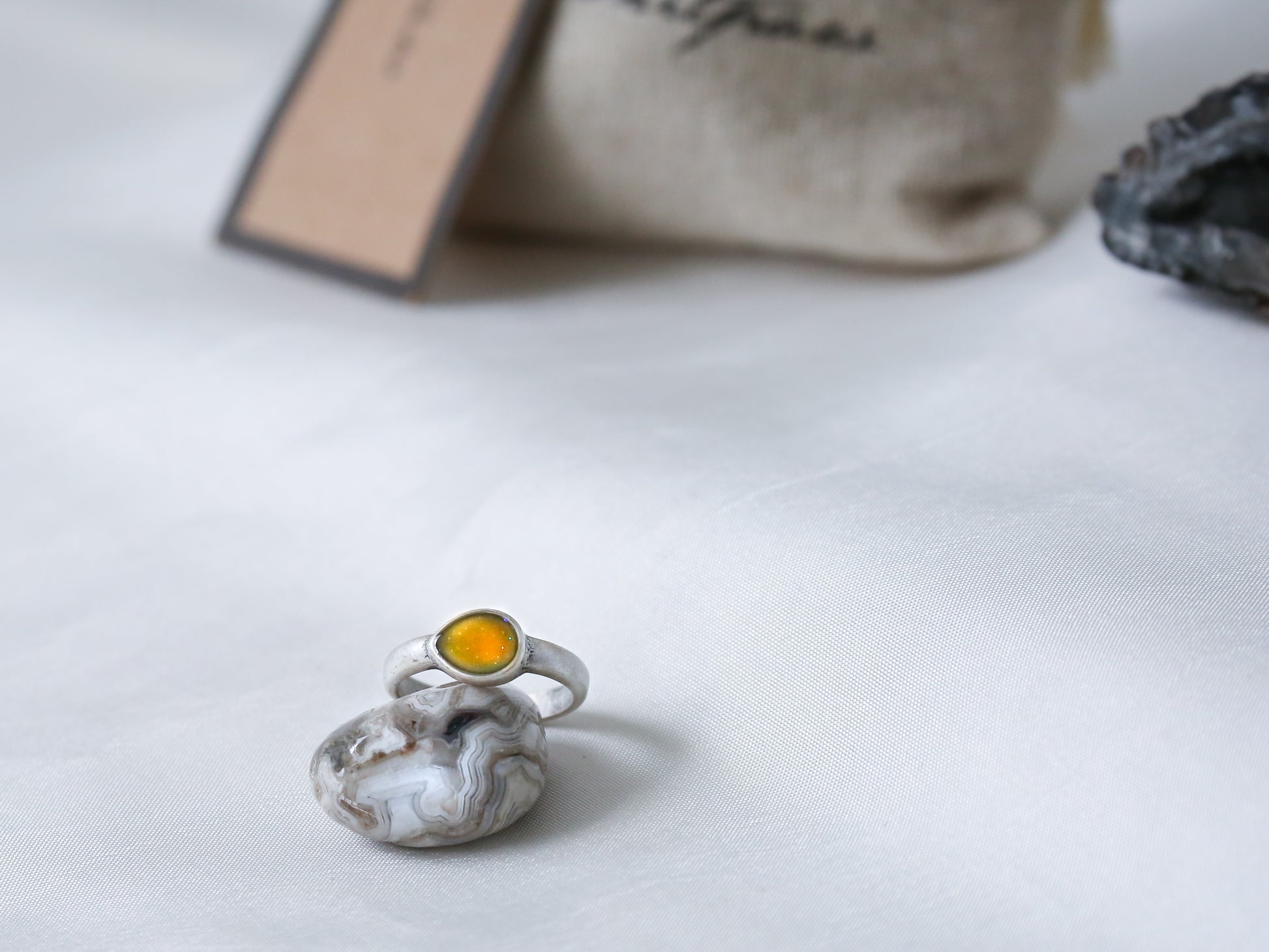 Bohemian Tear Drop Mood Ring - Mitpaw