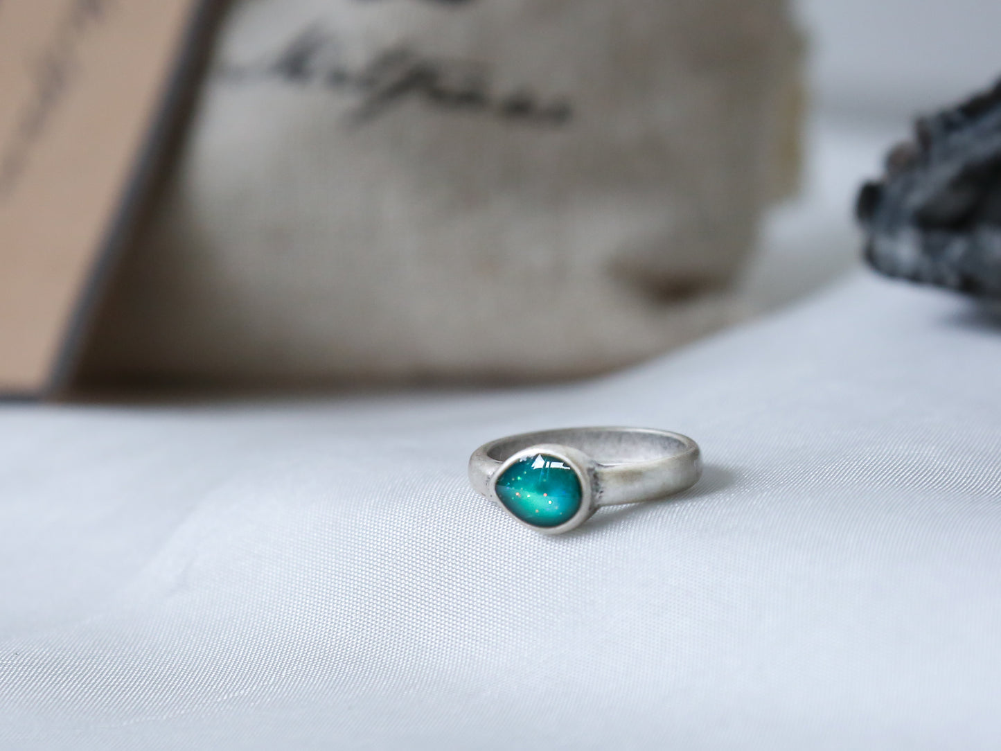Bohemian Tear Drop Mood Ring - Mitpaw