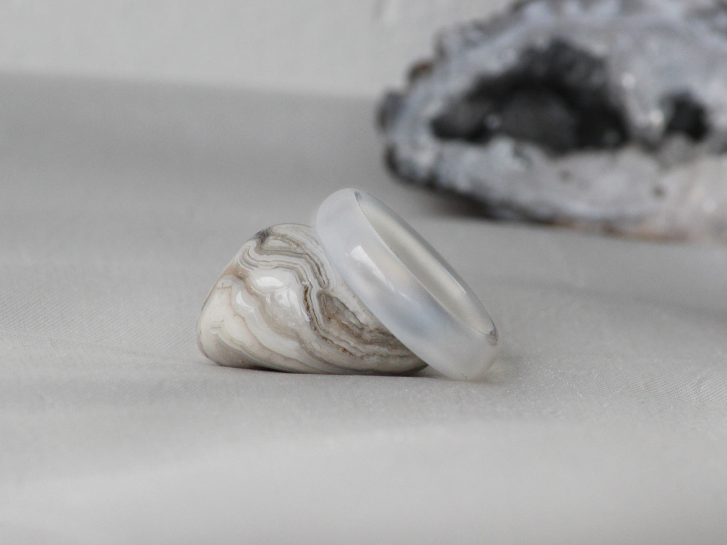 Beautifully Coloured Agate Stone Rings + Free Gift bag - Mitpaw