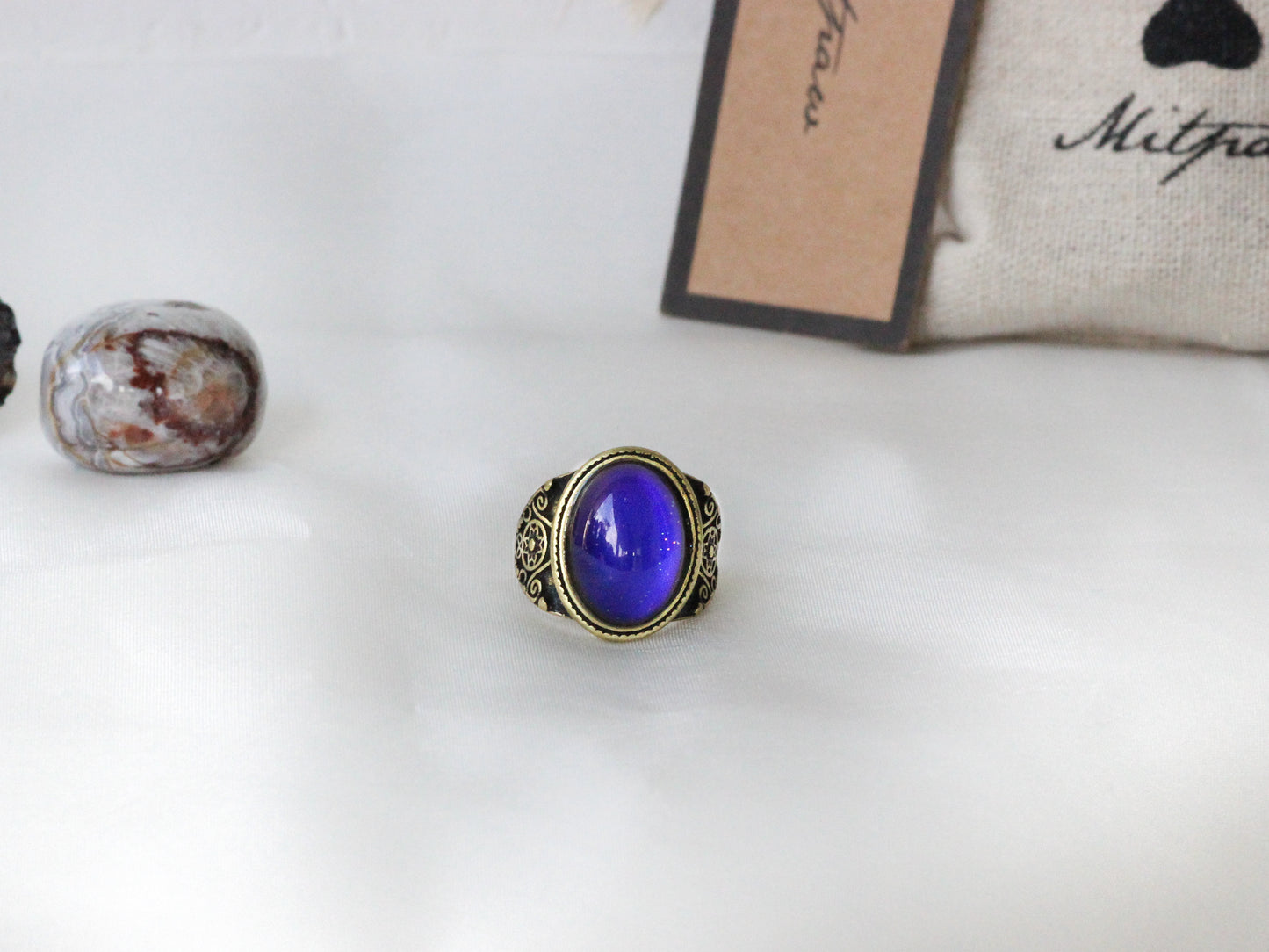 Antique Gold Plating Spiritual Oval Stone Mood Ring.