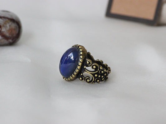 Antique Gold Plating Floral Oval Stone Mood Ring.