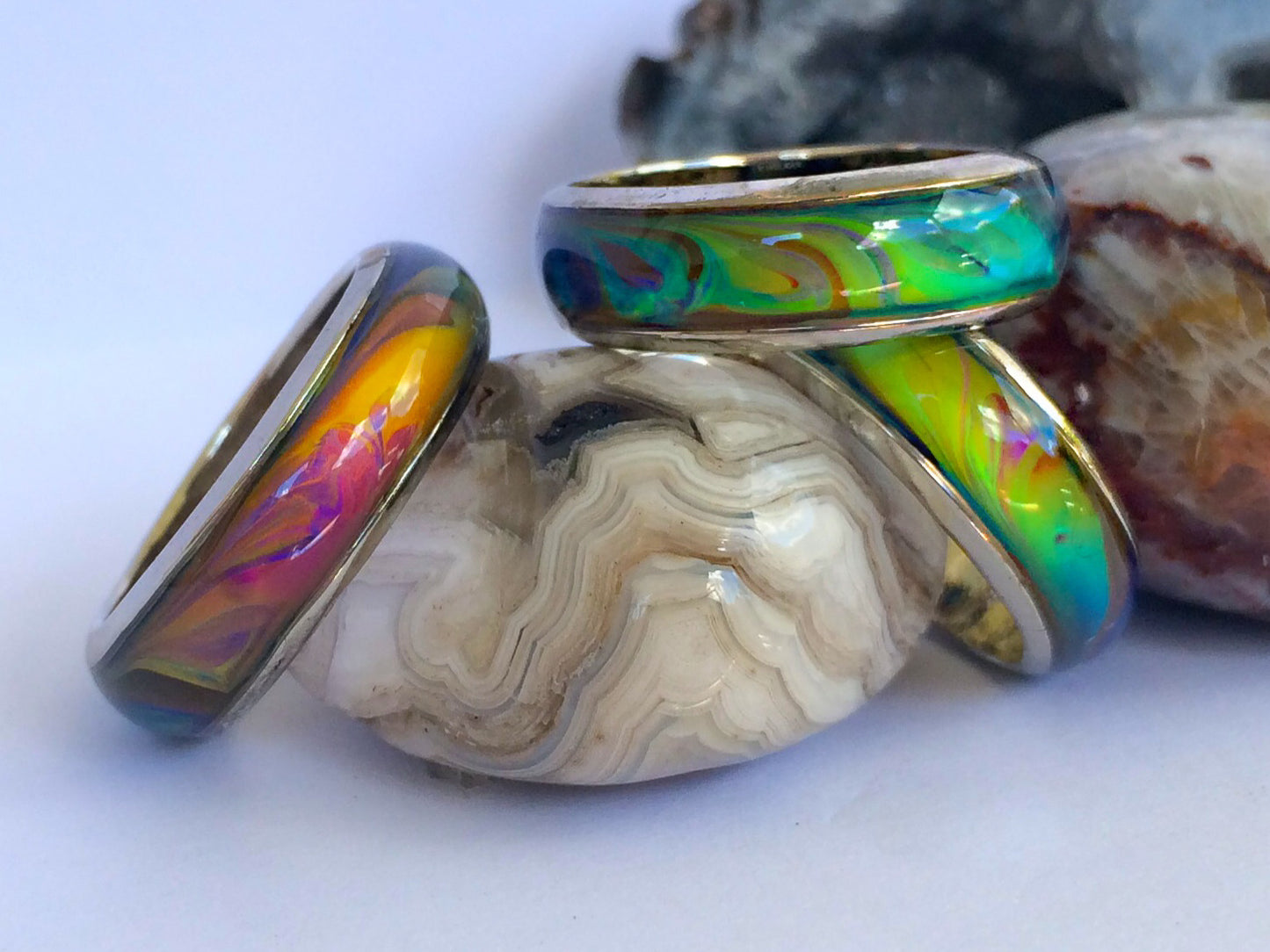 Opalescent Pattern Mood Ring.