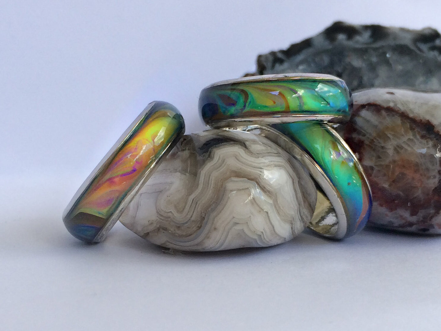 Opalescent Pattern Mood Ring.