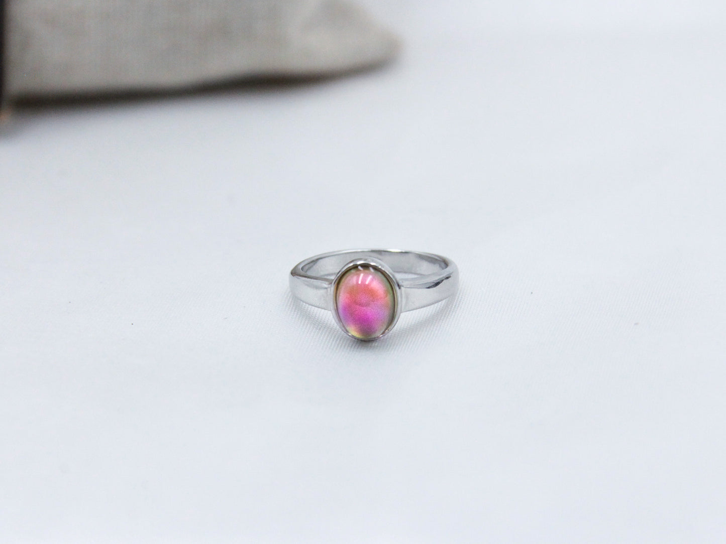 Petite Oval Mood Ring