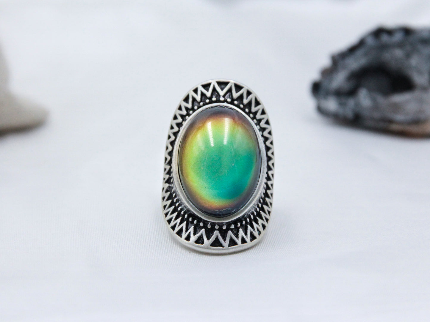 Antique Silver Plating Oval Stone Mood Ring