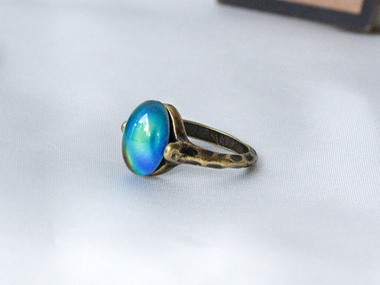 Antique Gold Plating Oval Borderless Stone Mood Ring