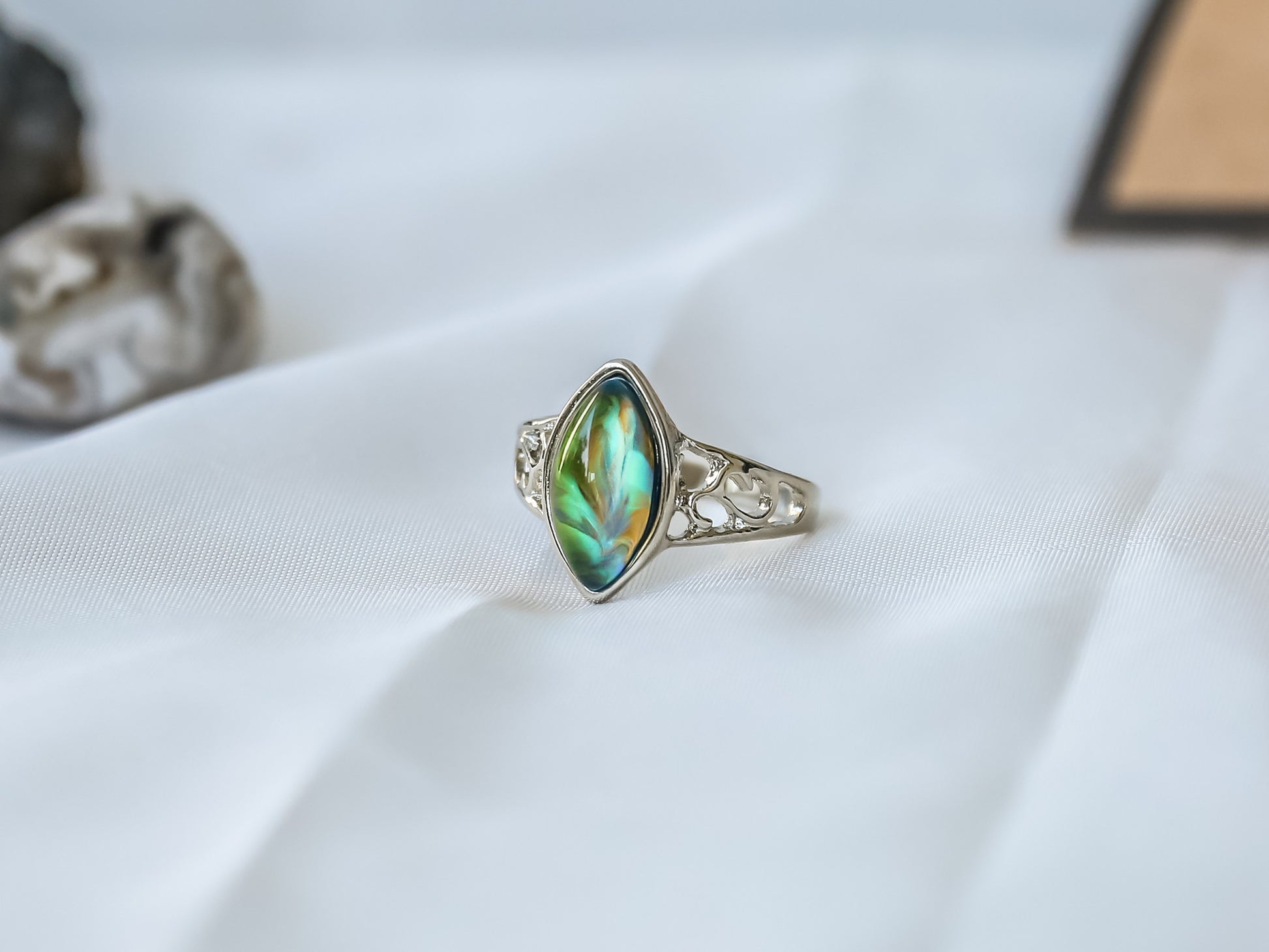 Limited Edition Opalescent Horses Eye Stone Mood Ring.
