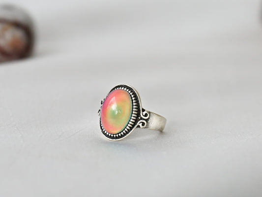 Bohemian Oval Floral Band Mood Ring - Mitpaw