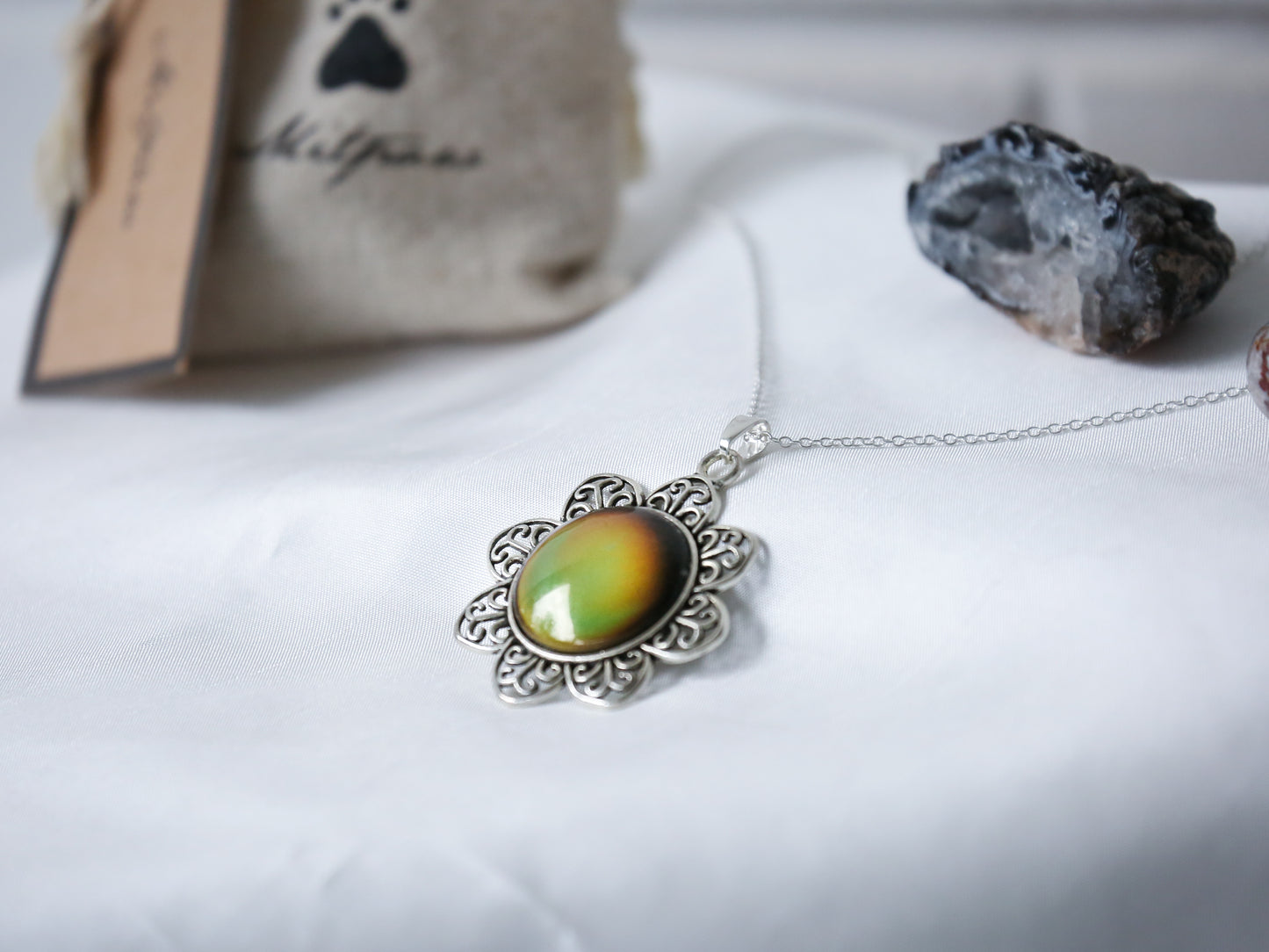 Vintage Sunflower Colour Changing Necklace with 925 Silver Chain - Mitpaw